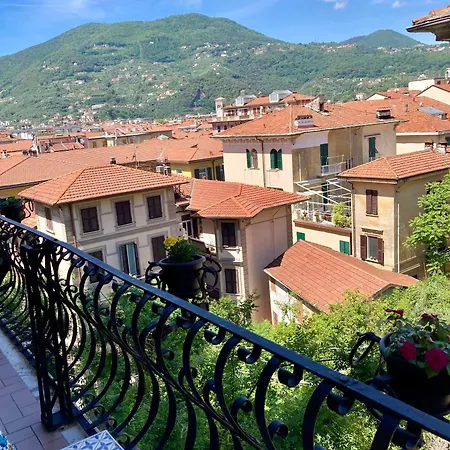 Oltre Il Blu Специя