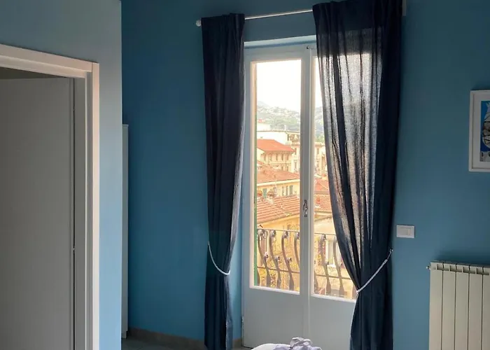 Oltre Il Blu La Spezia